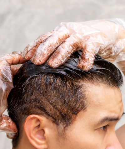 How can I make sure I stay safe when dyeing my hair?