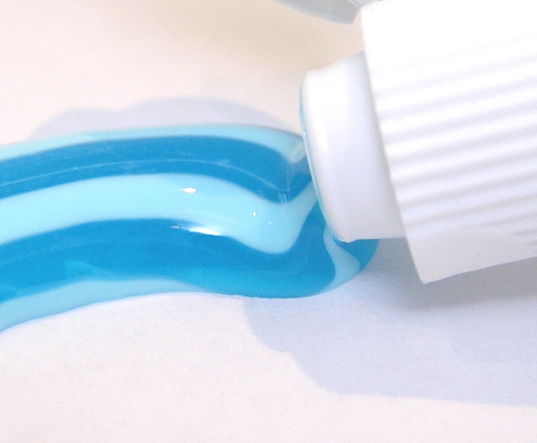 How does toothpaste work?