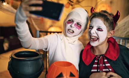 Don’t get real scars from your fake scars this Halloween  - avoid counterfeit face paints!